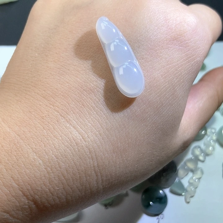 颈饰未镶嵌翡翠翡翠豆子挂件未镶嵌