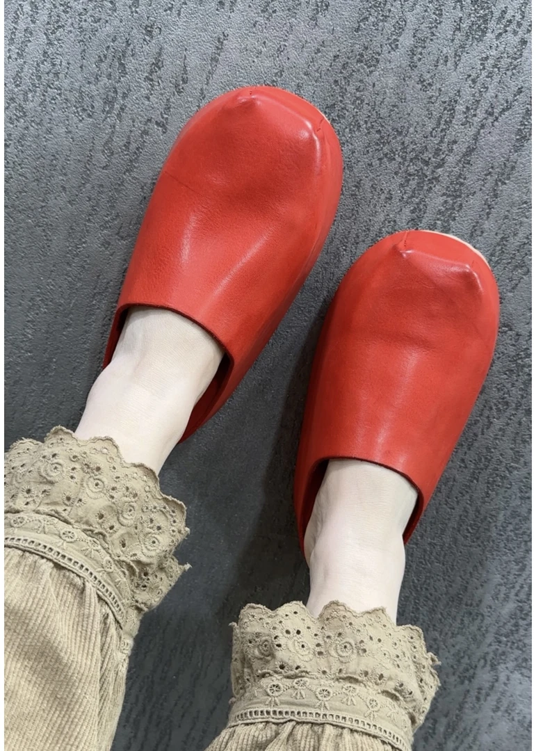 平底百搭修面皮厚底休闲包头软底坡跟包头拖欧美风女款拖鞋