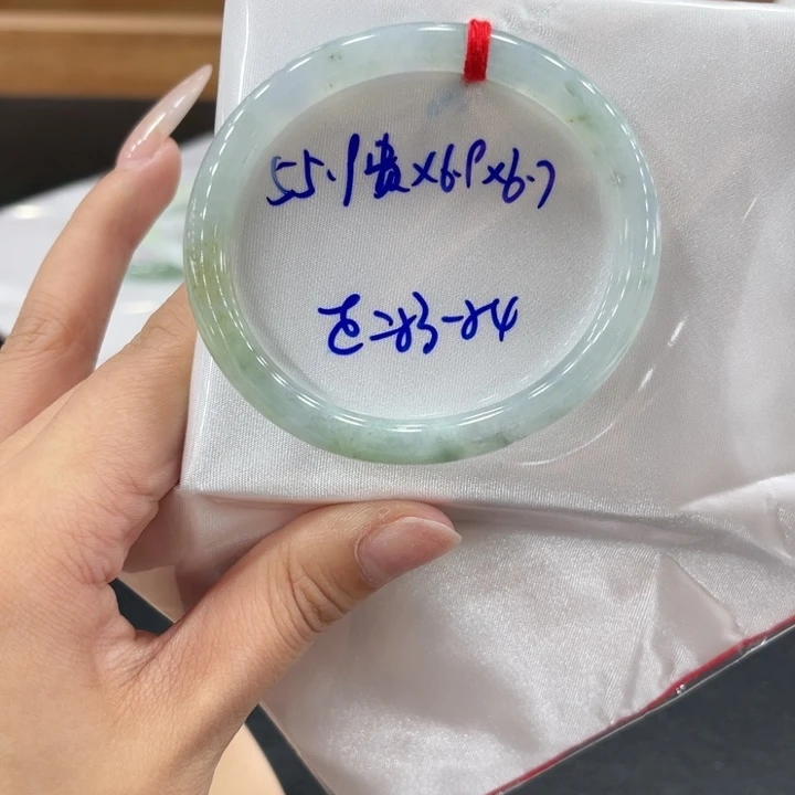 未镶嵌手镯翡翠翡翠