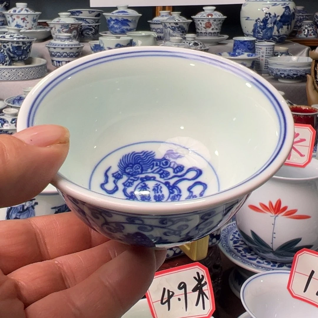 摆件景德镇青花瓷器
