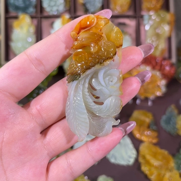 未镶嵌蛇纹石玉颈饰