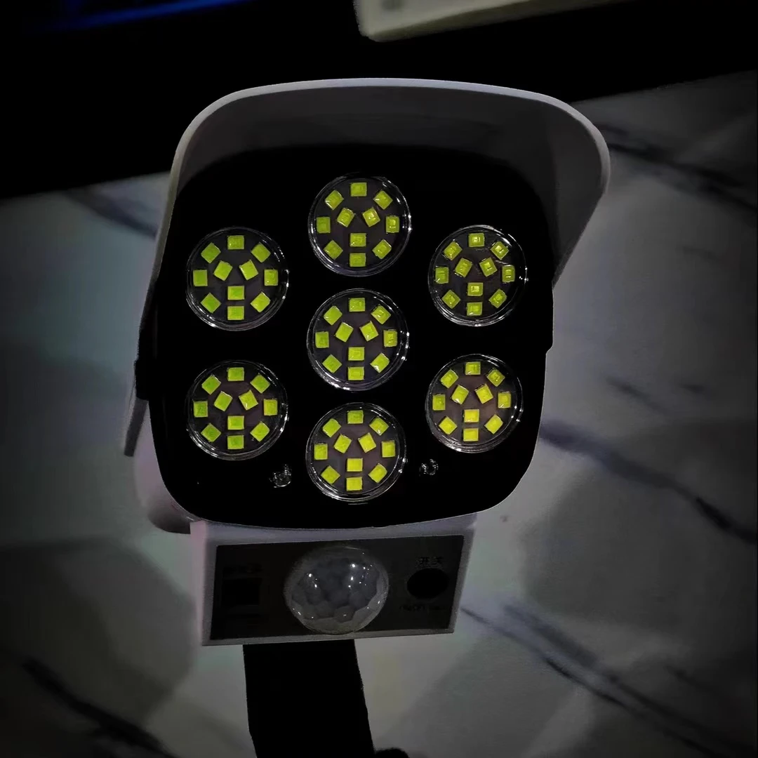 太阳能庭院灯人体感应户外院子灯家用真监控摄像头照明路灯