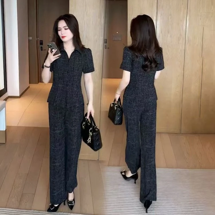 2025妈妈时尚夏季韩版气质中老年女装短袖夏装减龄宽松2件套