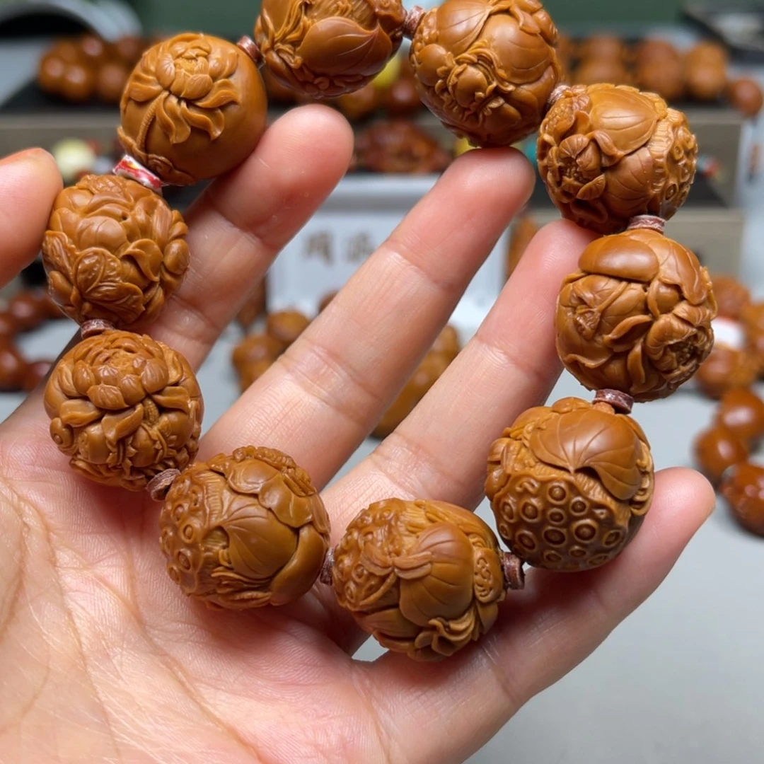吊坠橄榄核清莲手串