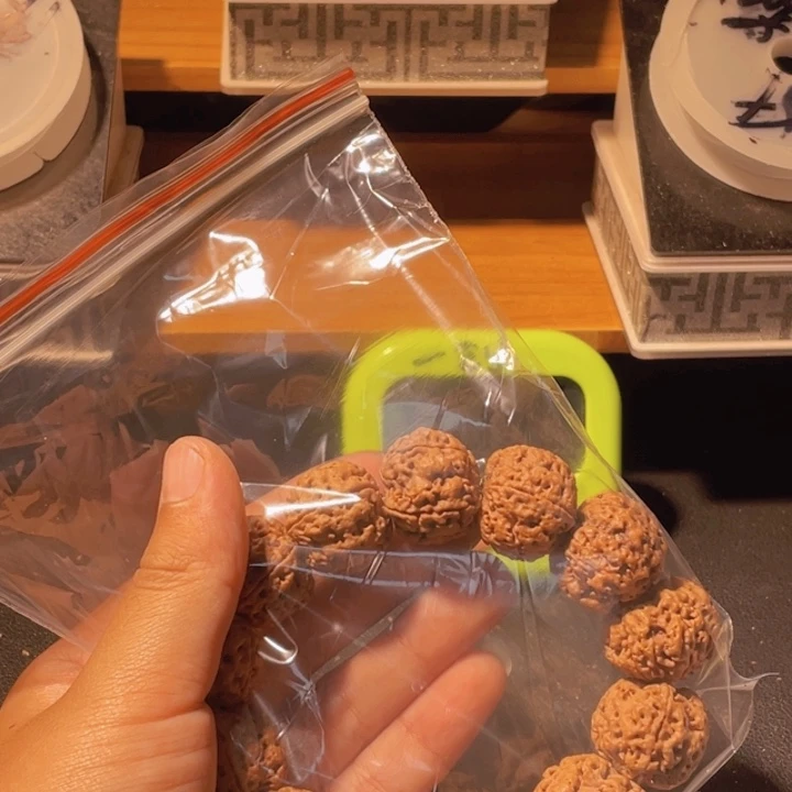 喜***安手串金刚菩提这个