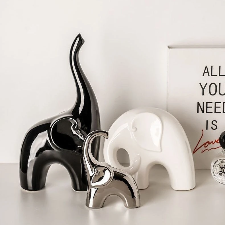 北欧高档摆件招财象轻奢高档家居酒柜装饰品客厅现代办公室礼物