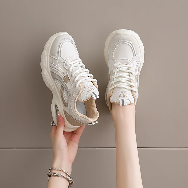 软底真皮运动跑步鞋女2024新款秋季爆款显脚小码34学生百搭老爹鞋