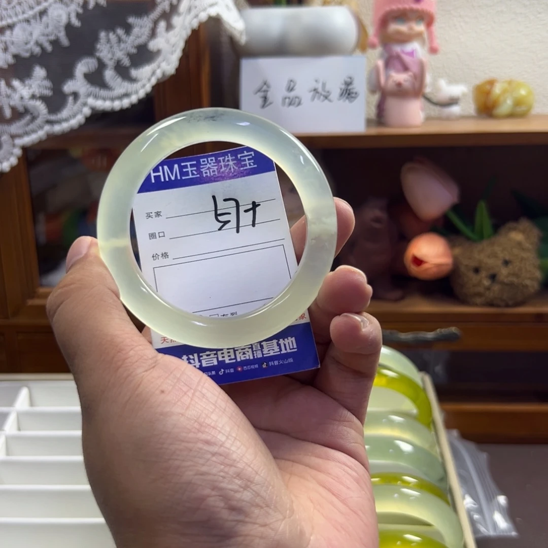 未镶嵌蛇纹石玉手镯200