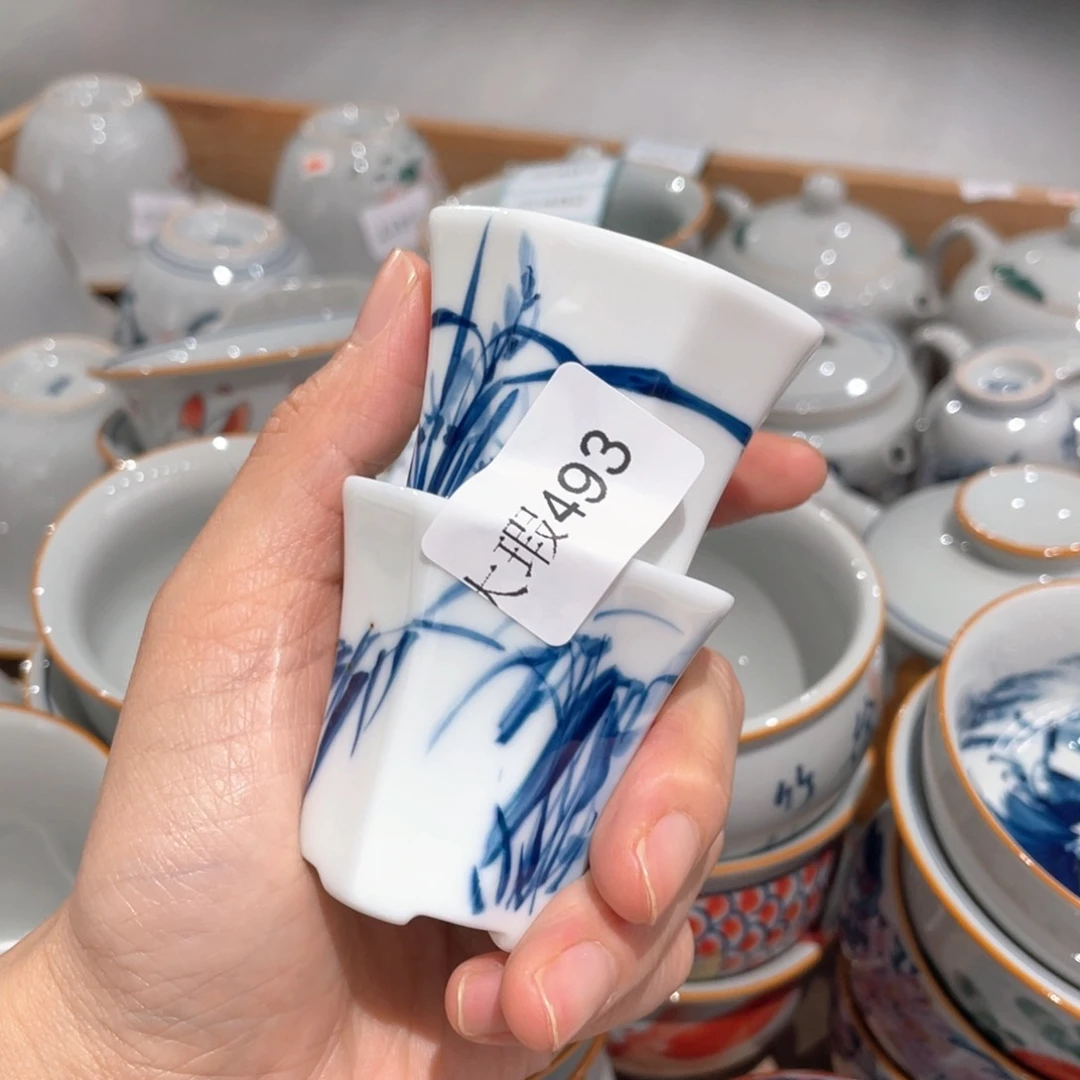 釉下彩纯手绘有瑕