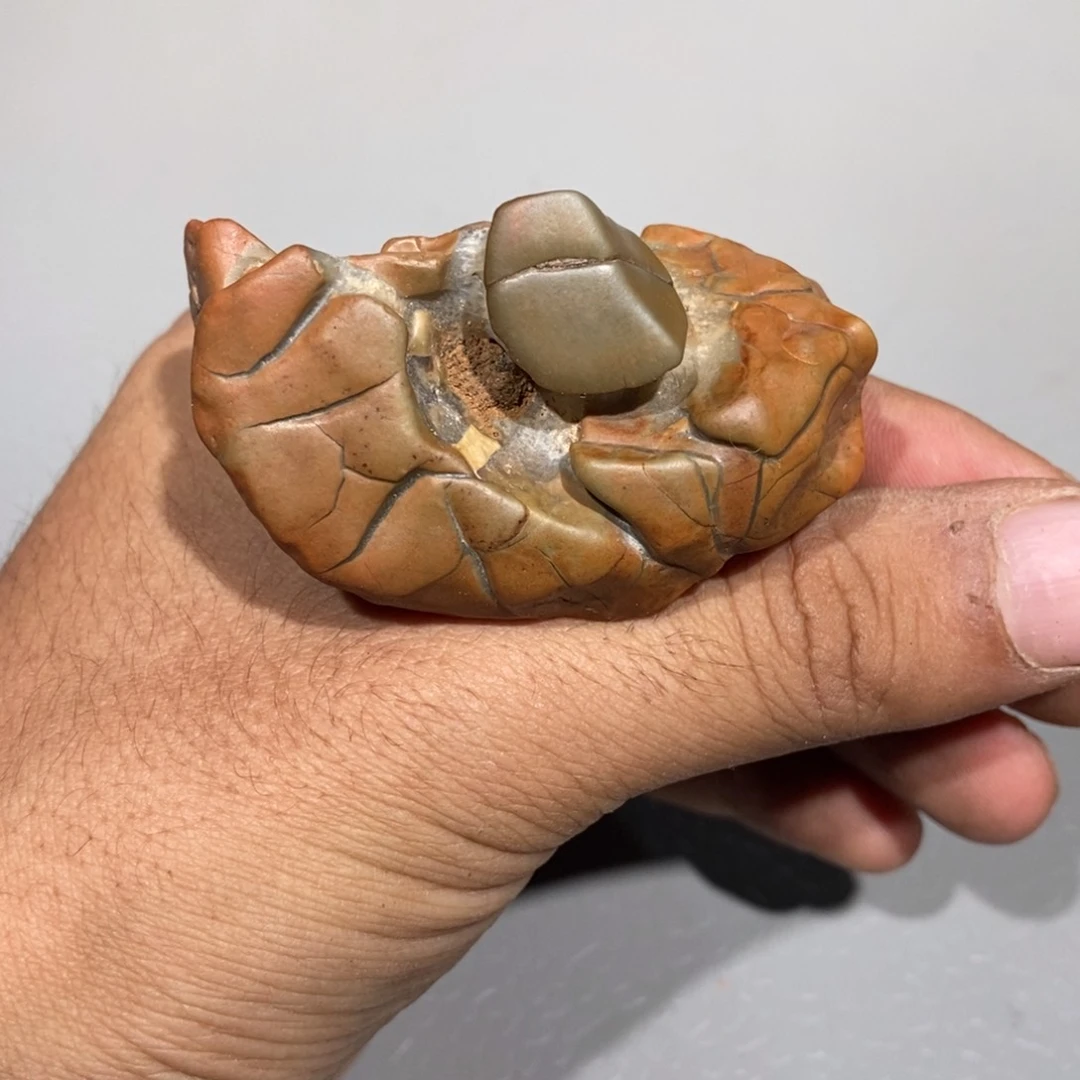 玛瑙/玉髓车挂合金