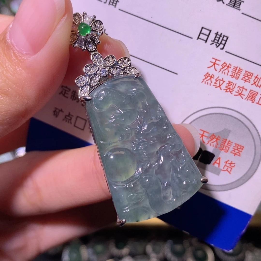 翡翠未镶嵌颈饰天然