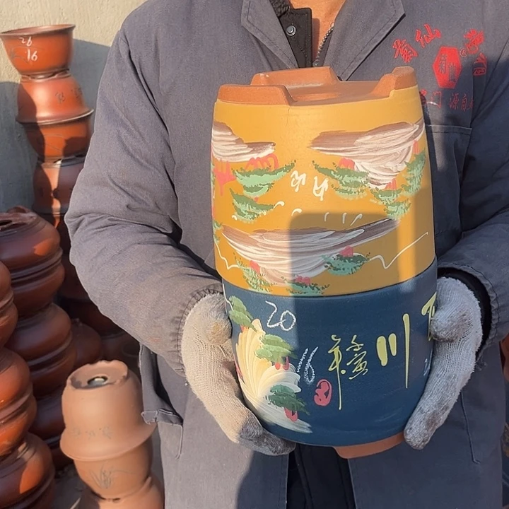 紫砂紫砂花盆和小