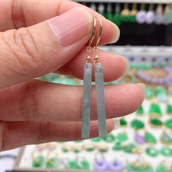 翡翠18K金镶嵌耳饰