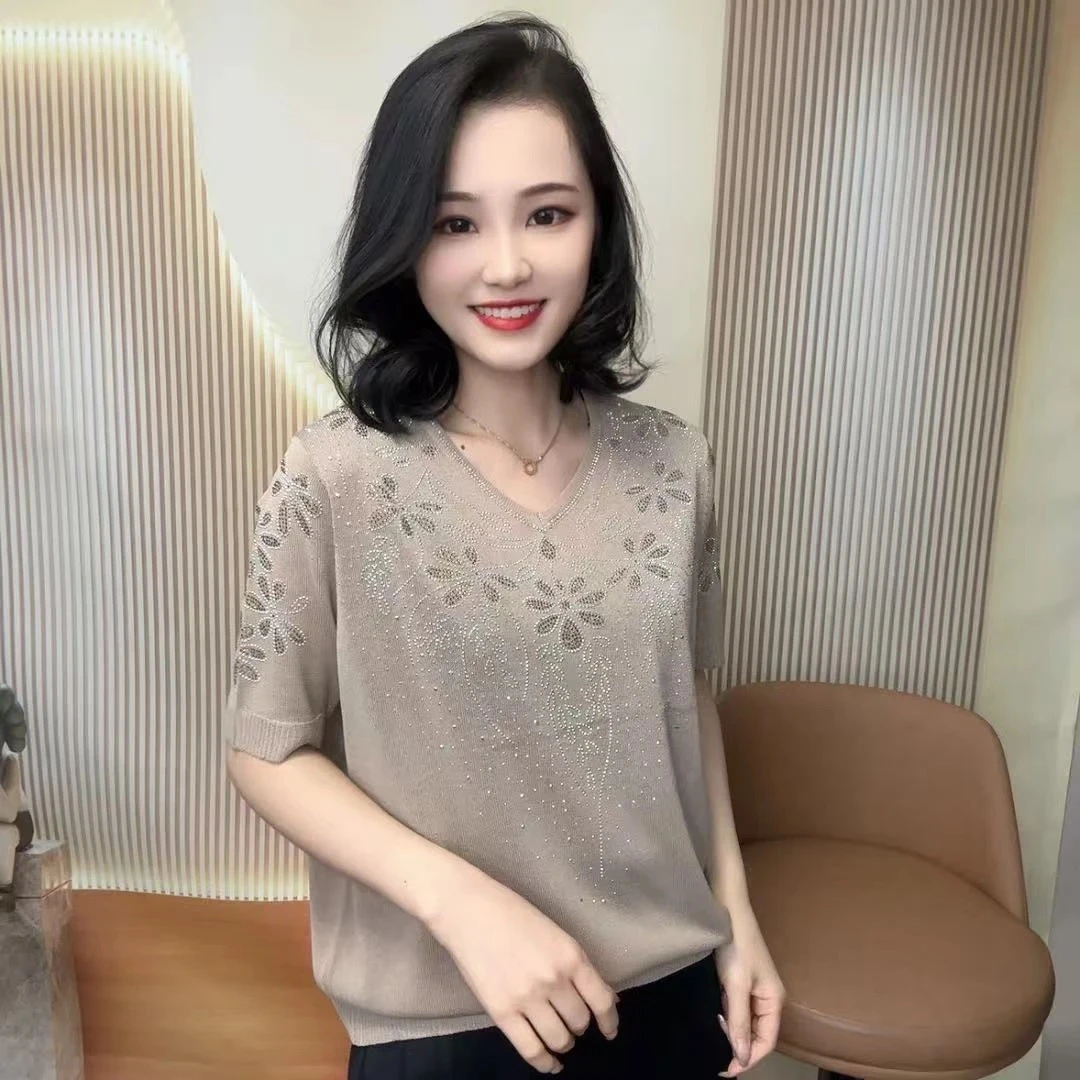 夏季新款时尚烫钻吸湿排汗冰丝薄款针织衫短袖T恤镶钻宽松女上衣