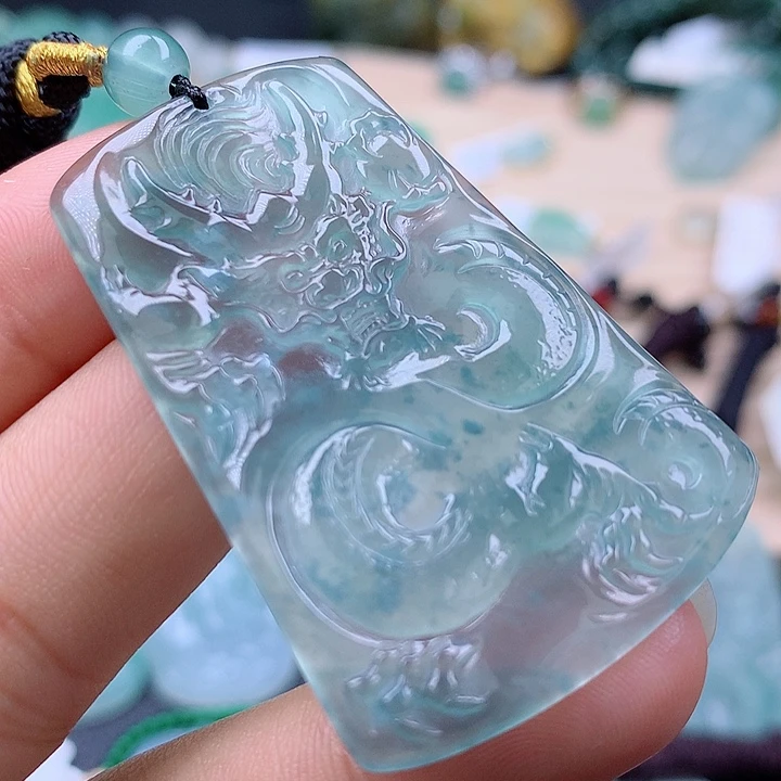 【闪购商品】翡翠颈饰未镶嵌翡翠吊坠