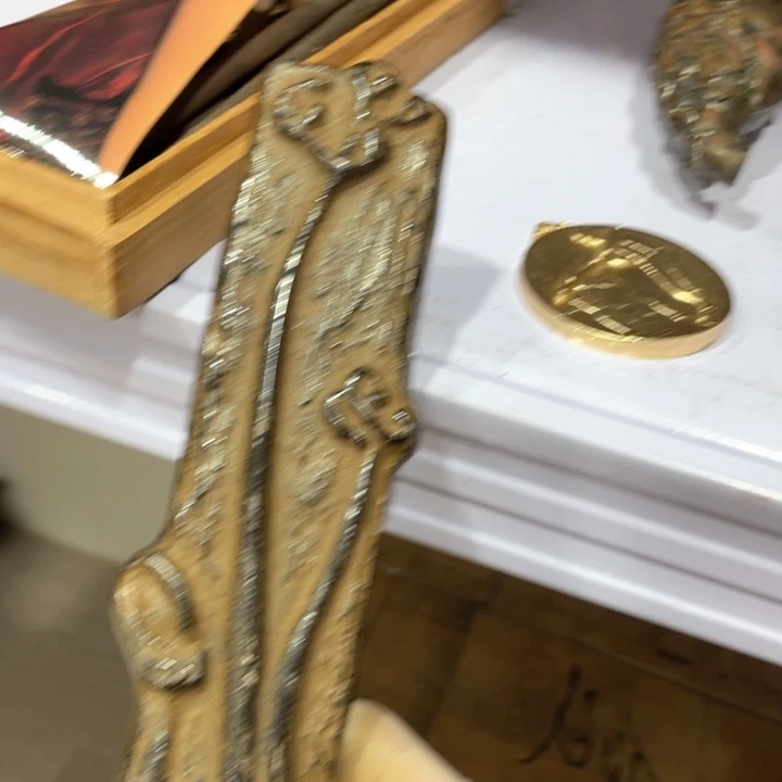 刘*伯新亿阁祝福大家新年快乐