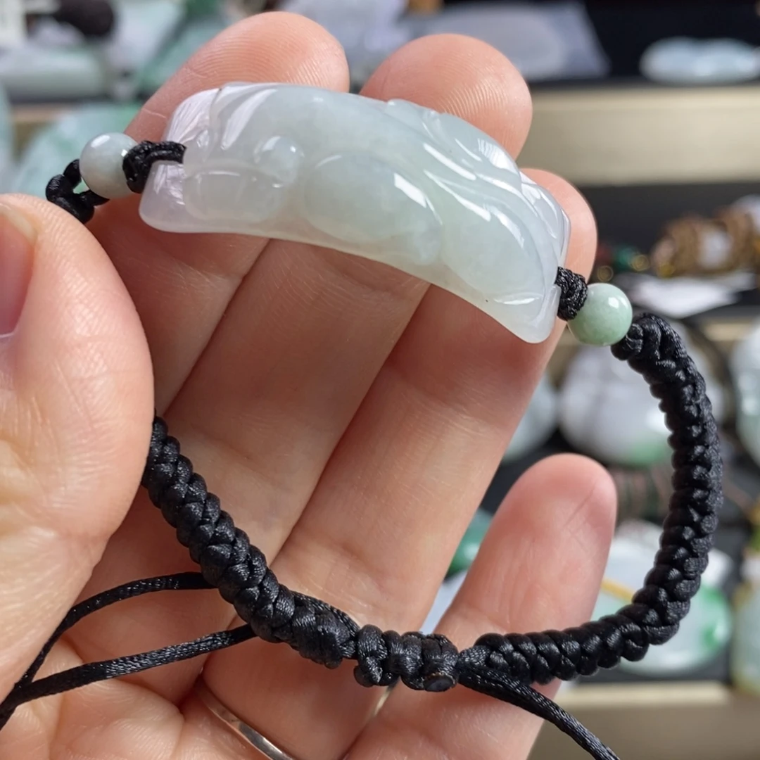 翡翠手链未镶嵌貔貅