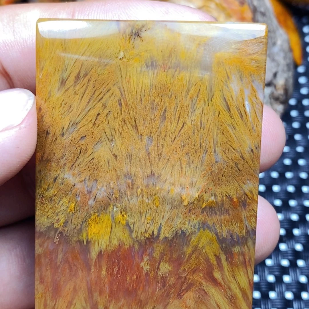 未镶嵌颈饰玛瑙/玉髓隋*