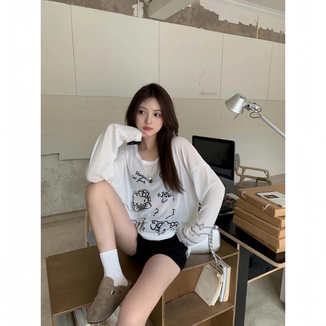 慵懒卡通印花薄款长袖T恤女夏季宽松防晒罩衫上衣