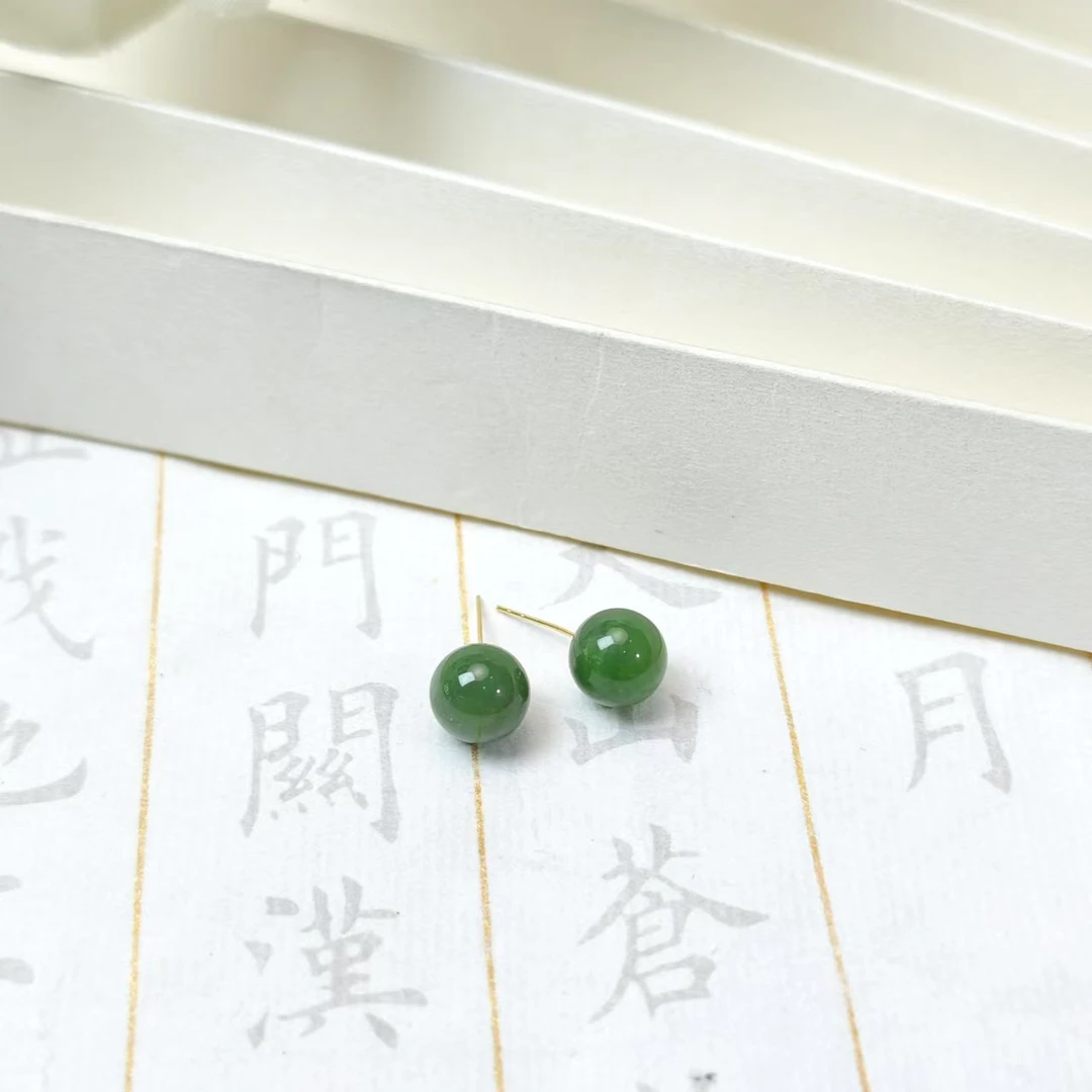 【小池专属】18K和田玉碧玉圆珠耳钉   E3524