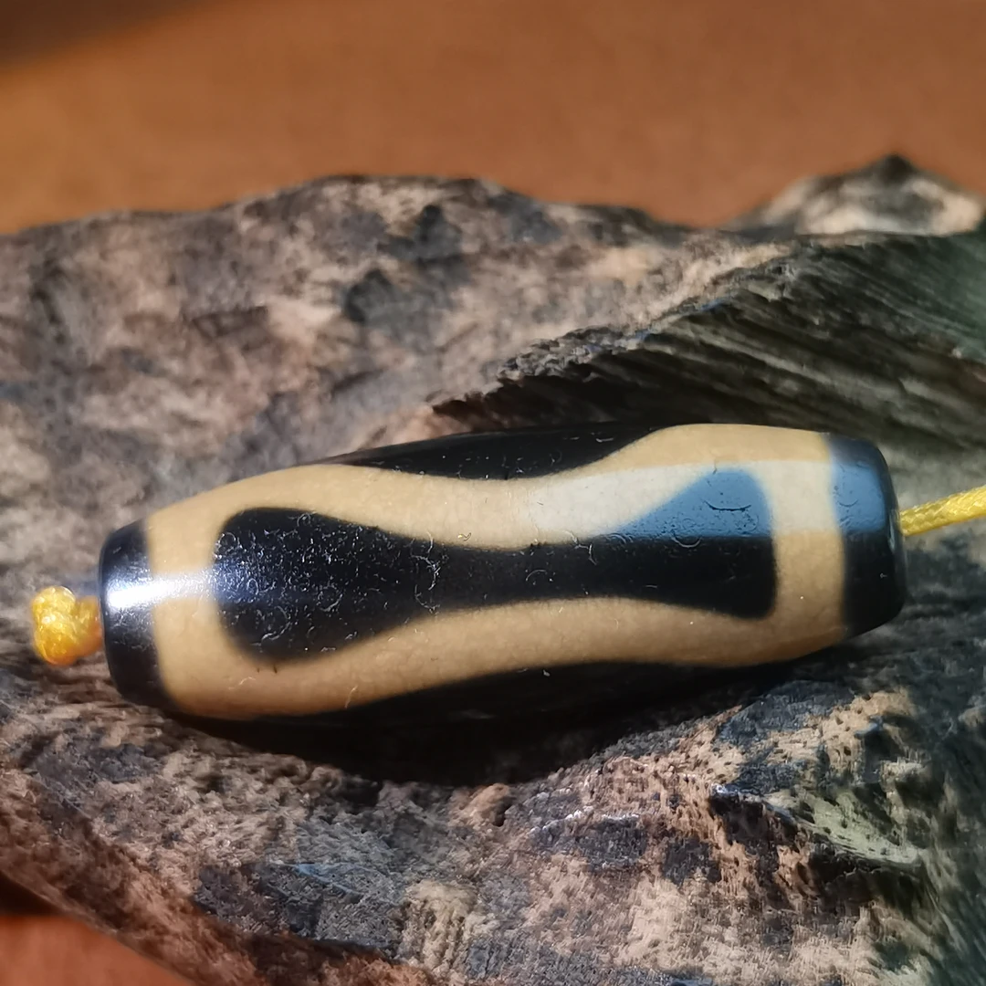 流转牙黄星辰金刚天地32*11.7玛瑙单珠定制款式