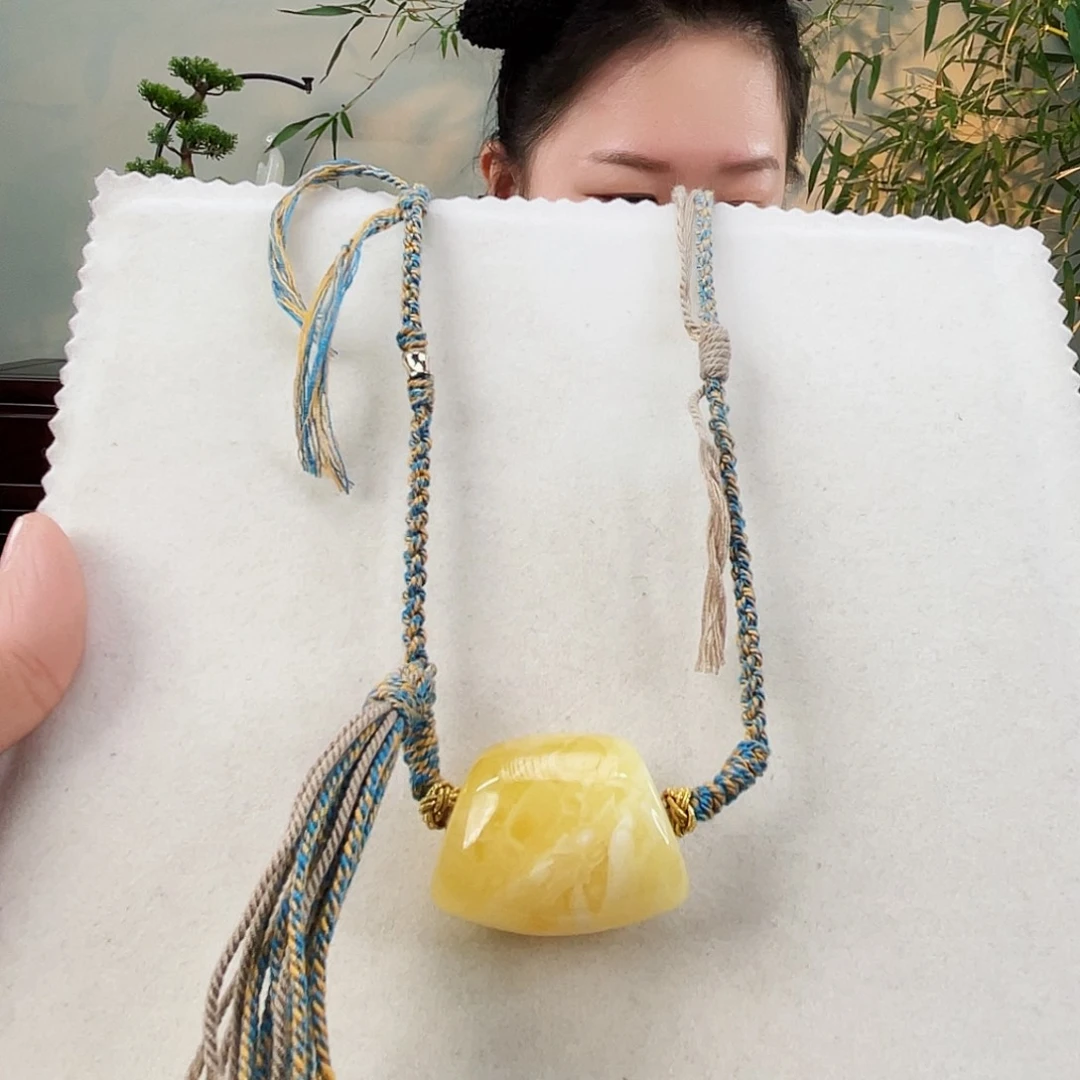 蜜蜡颈饰未镶嵌蜜蜡