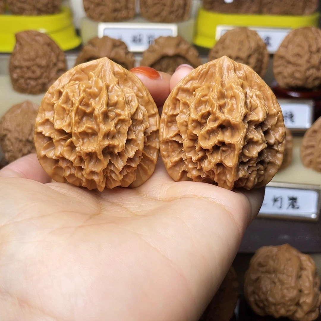 把件文玩核桃?***民帝王43左右