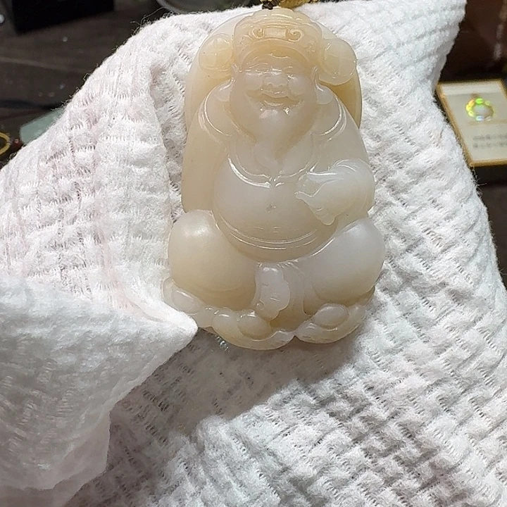 未镶嵌和田玉车挂