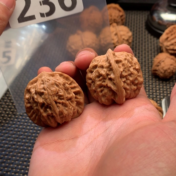 吊坠文玩核桃龙脉