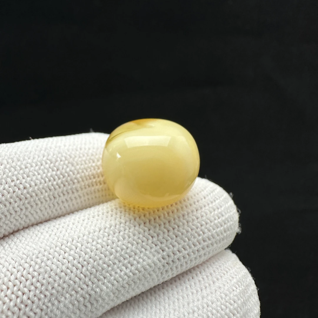 M3316天然原矿蜜蜡 墩子 17.8*13.7mm 60克价 支持鉴定 假一罚四