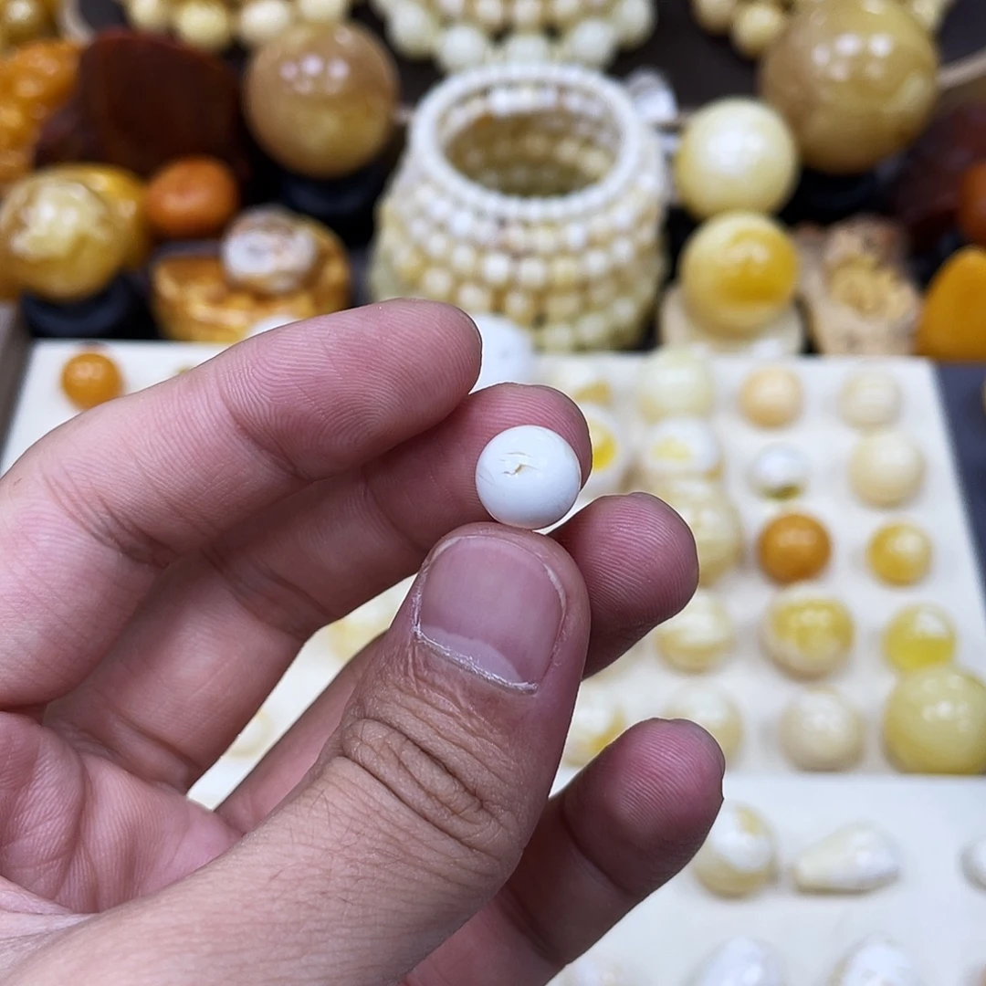 @***ぷ蜜蜡未镶嵌珠宝奇石10.0mm【金丝漆瓷白】圆珠