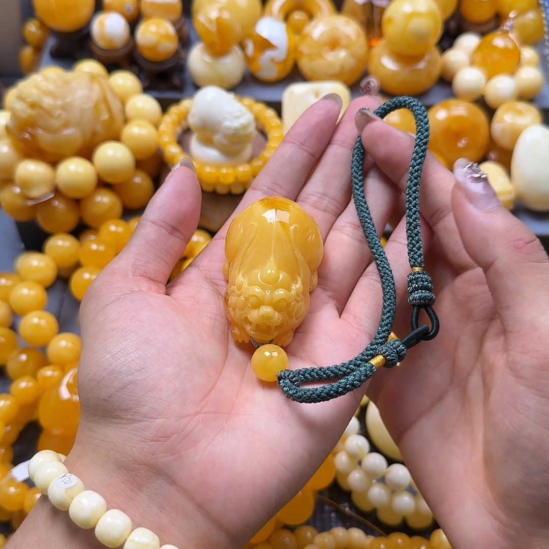 未镶嵌蜜蜡珠宝奇石貔貅