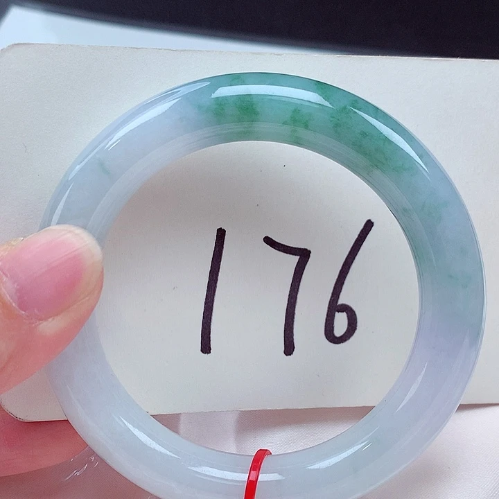 翡翠未镶嵌手镯翡翠