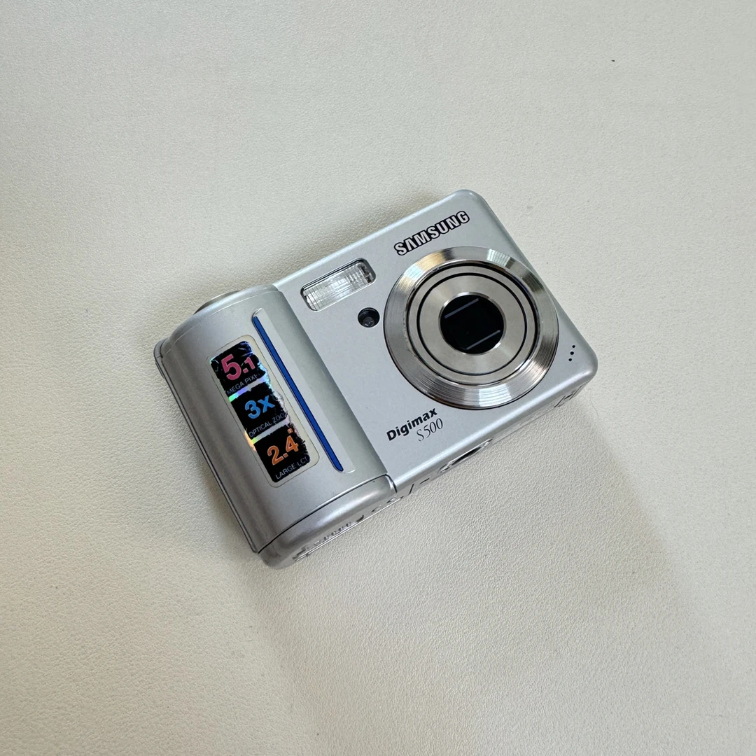 9新 Samsung/三星 三星s500 510w像素 3倍光学变焦