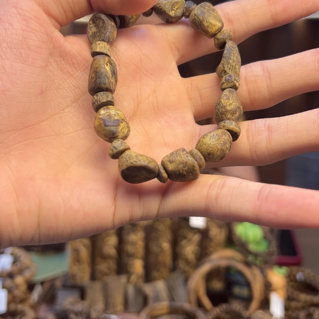 沉香沉香碎屑树丁，11克单圈