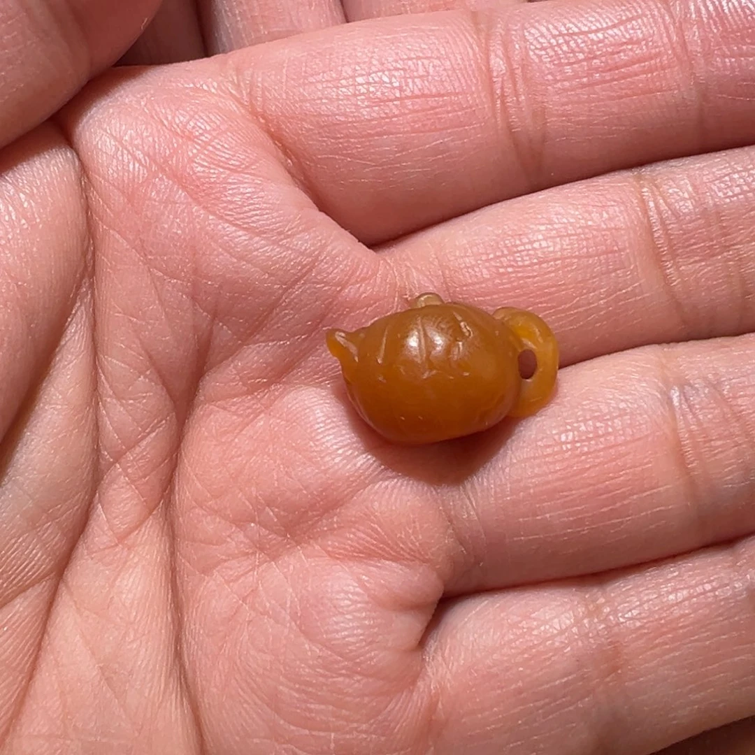 森***虎和田玉未镶嵌挂件