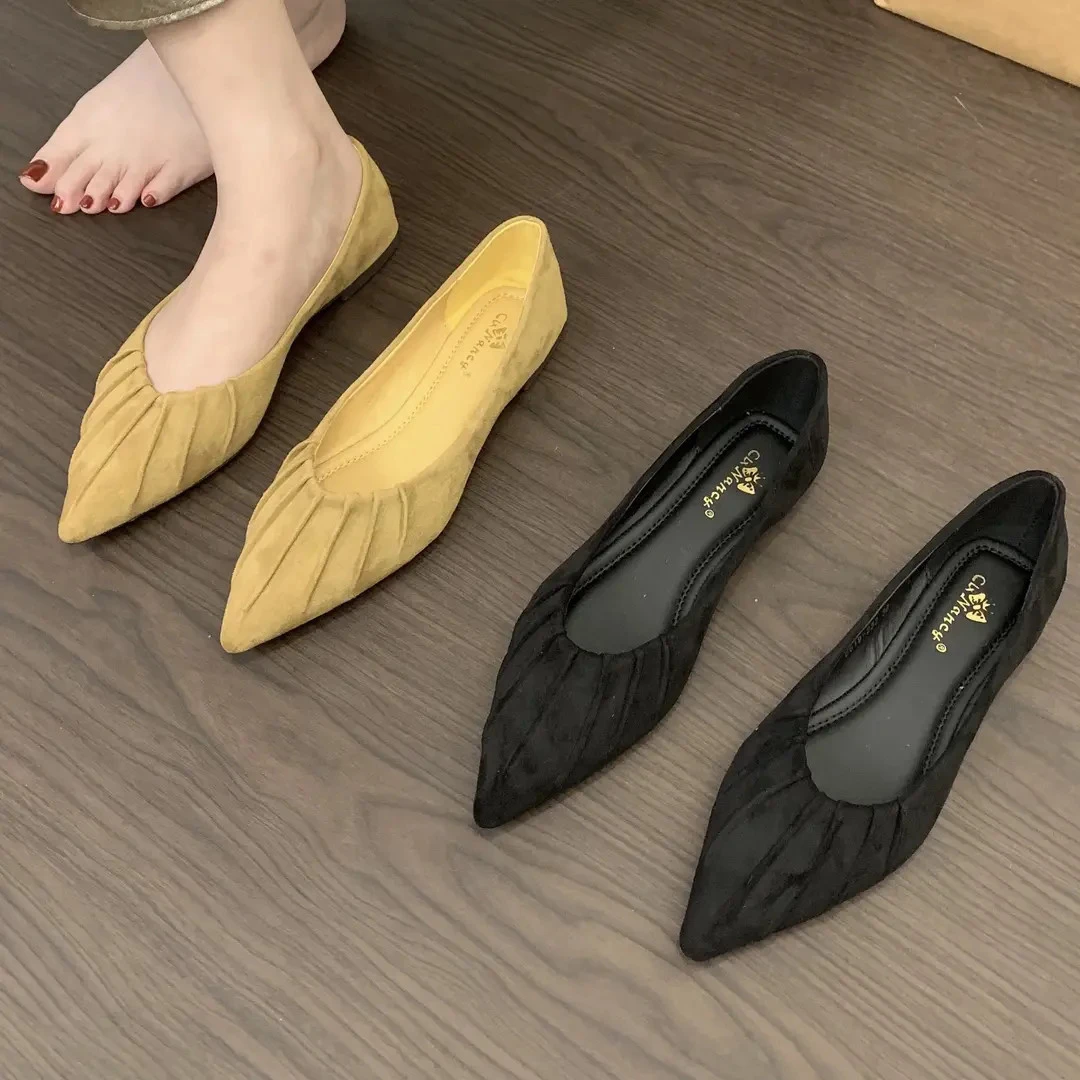 2025秋季新款法式尖头褶皱绒面平底鞋浅口低跟单鞋气质名媛通勤鞋