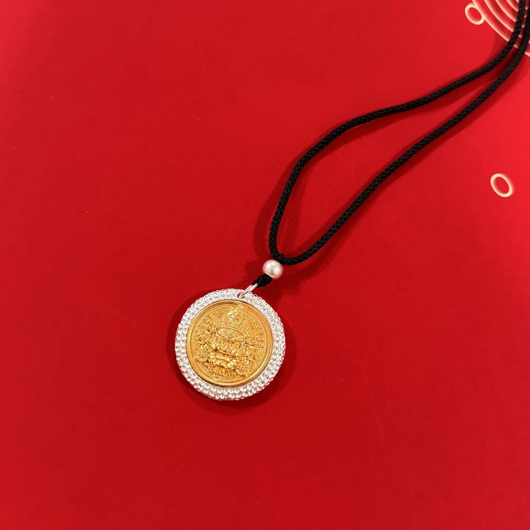 坠链均足银 足银精致大气编绳黑绳黄财神