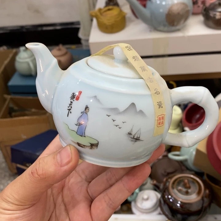 陶瓷艺术品及陶瓷壶壶