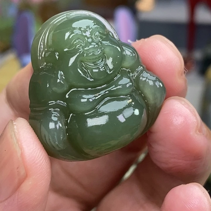 卡***点颈饰未镶嵌和田玉