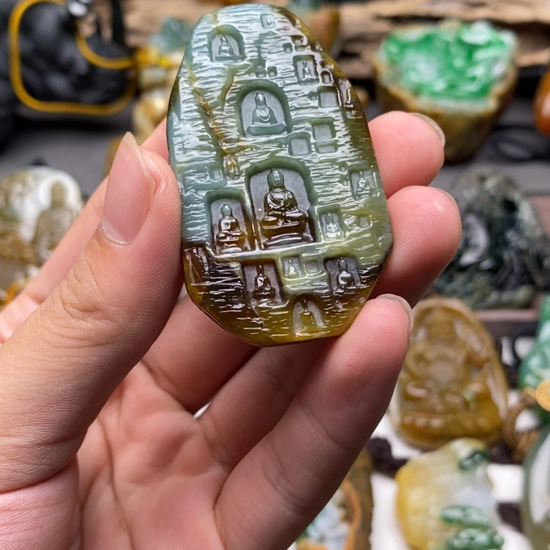 颈饰未镶嵌翡翠一