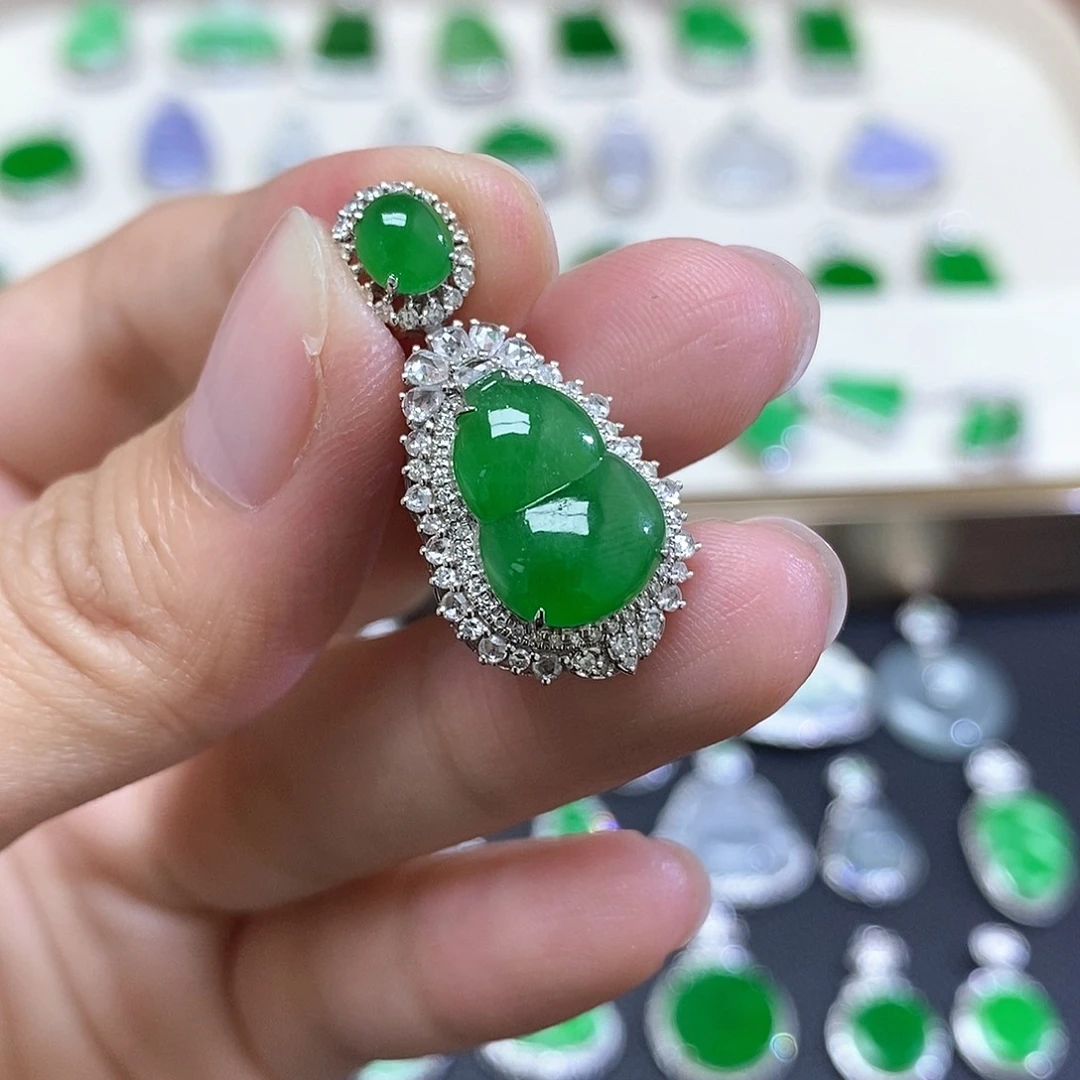 翡翠18K金镶嵌吊坠(不含链)