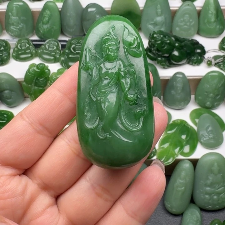 和田玉（碧玉）未镶嵌颈饰