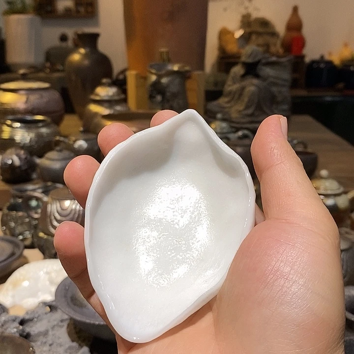 春***意杯手工制作工艺精湛