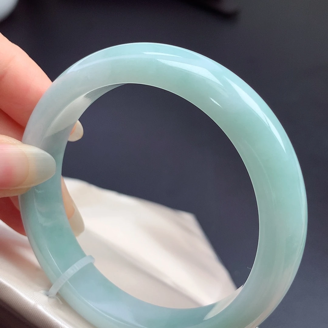 翡翠未镶嵌手镯58.4圈口