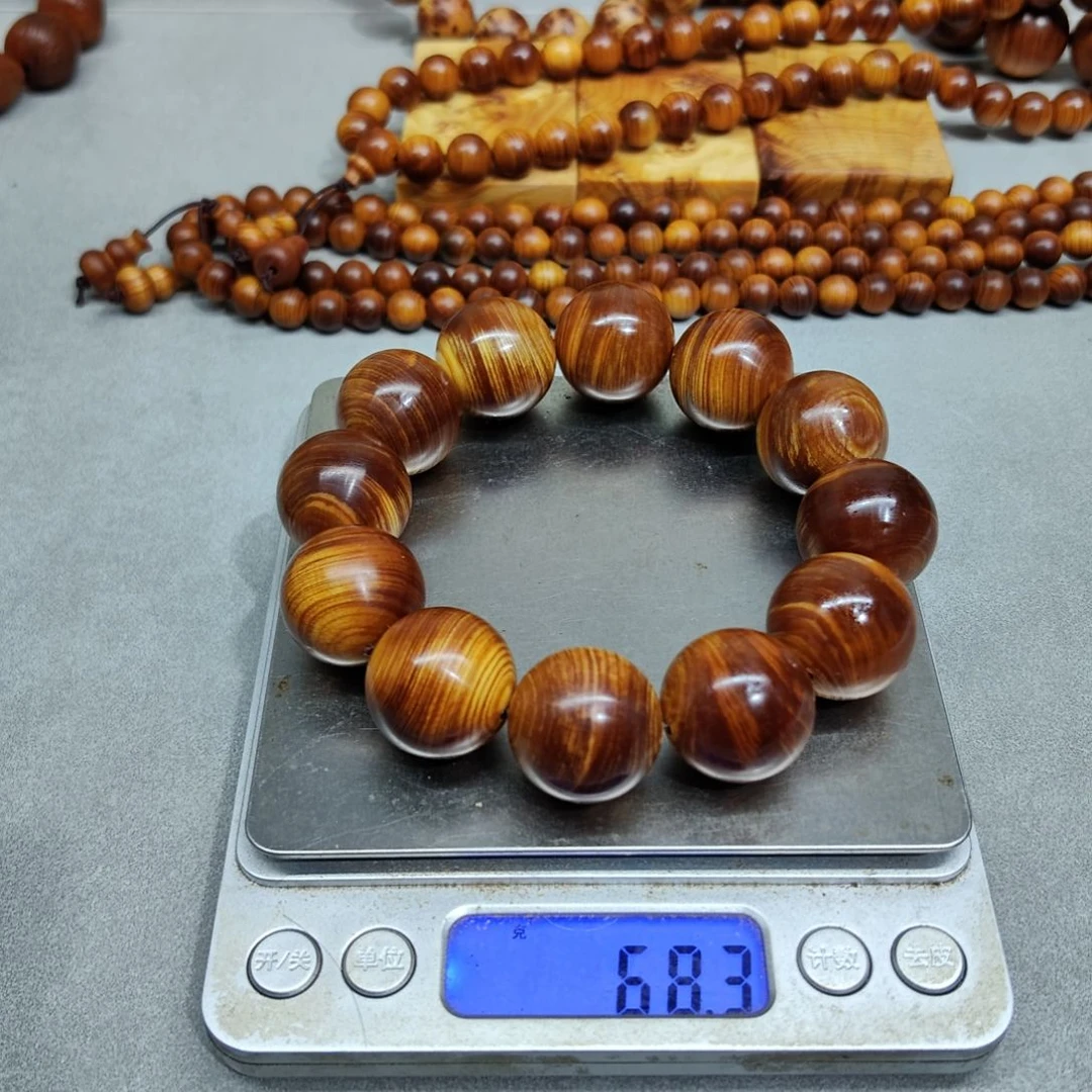 有裂，2.0太行崖柏工艺品