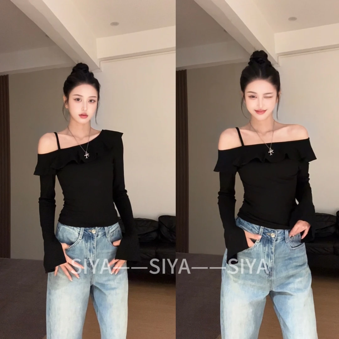 【SIYA】秋季新款荷叶边长袖袖开叉t恤设计感斜领露肩修身上衣潮