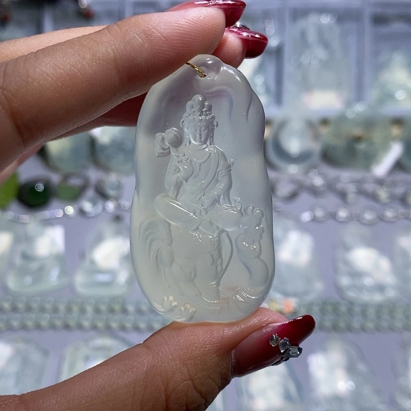 【闪购商品】岫玉颈饰未镶嵌ξ****然普贤菩萨