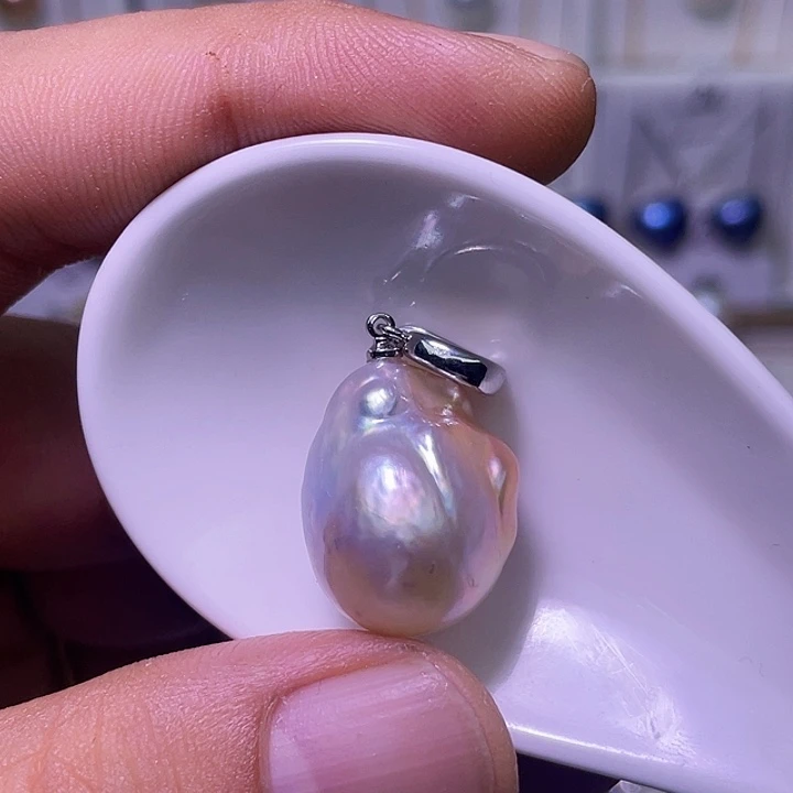 淡水珍珠颈饰合金08
