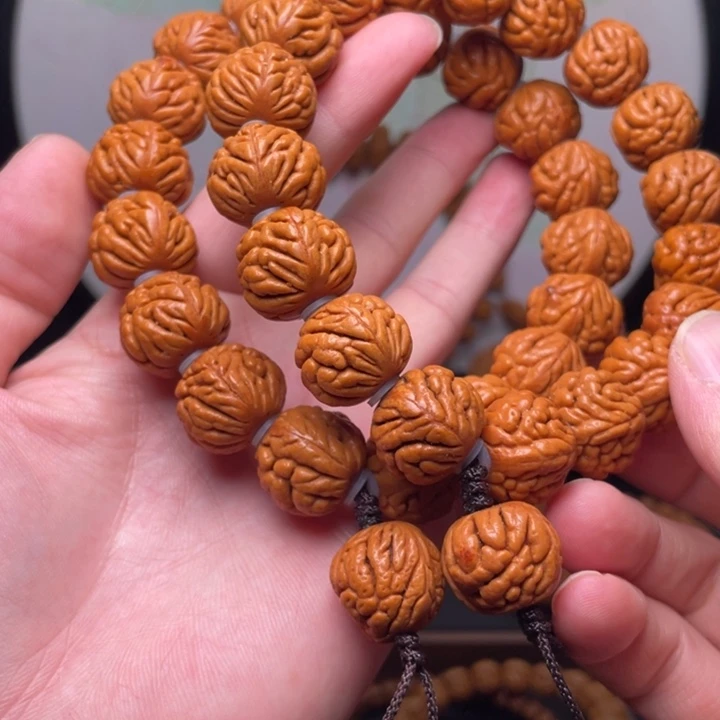 桃核手串20豹子头手持